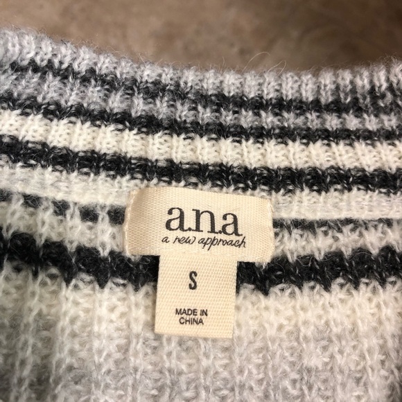 Ana Wool blend Rn#114186 Gray white Straps Crew Neck Pull Over Knit Sweater S - Picture 9 of 12